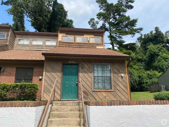 Building Photo - 1099 Ocala Rd Rental