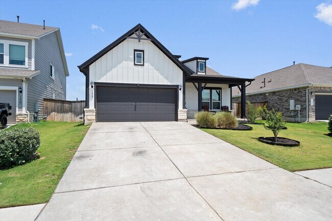 Photo - 158 Patrick Herndon Dr