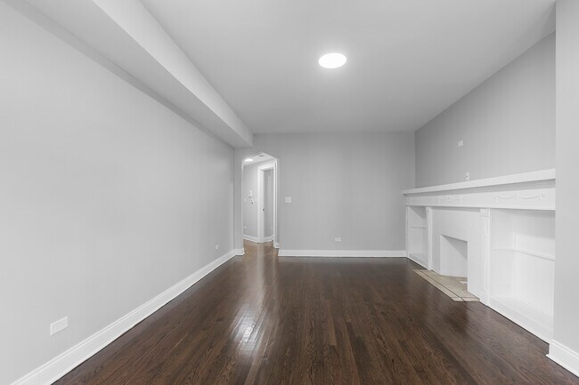 Photo - 8129 S Maryland Ave Unidad 1