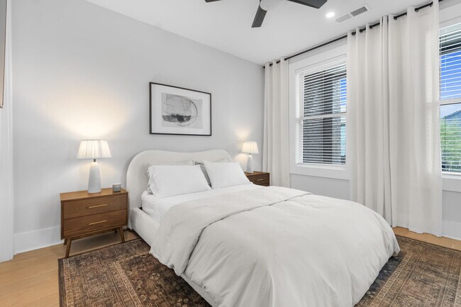 Photo - 798 Bender St SW Unidad ID1075536P