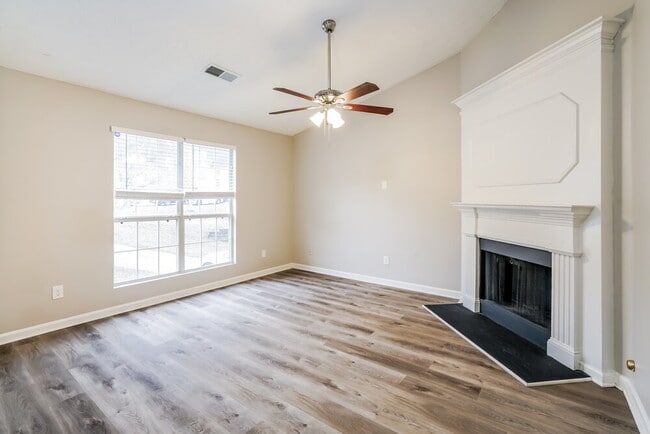 Photo - 1511 Norman Crossing