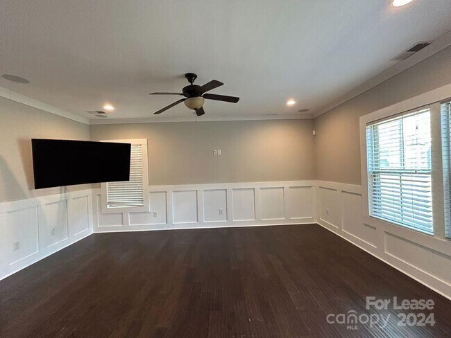 Photo - 2507 Alyssa Ln