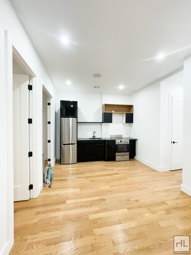 Photo - Amazing 4-Bed 3-Bath East Village Apartmen... Unit 1B