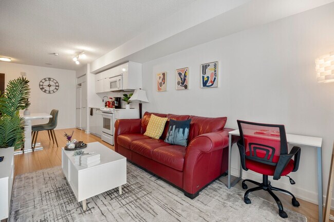 Photo - 21 Iceboat Terr Unit SI ID1521030P