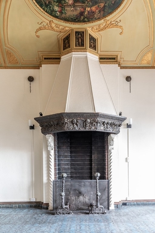 Photo - 107 Beacon St Unit 3