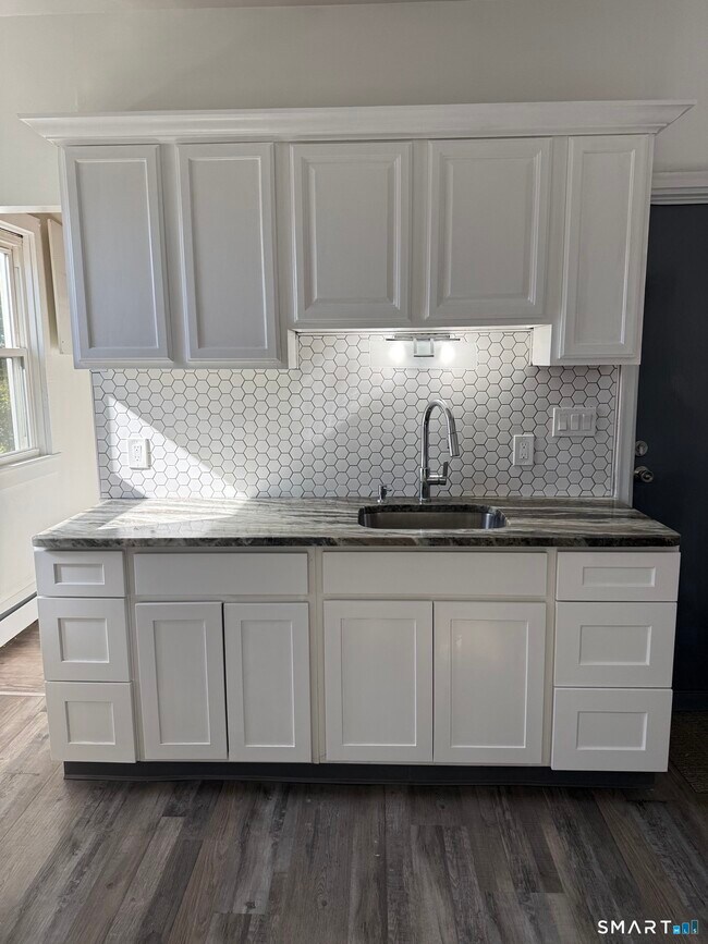 Photo - 2657 Main St Unidad 3rd floor