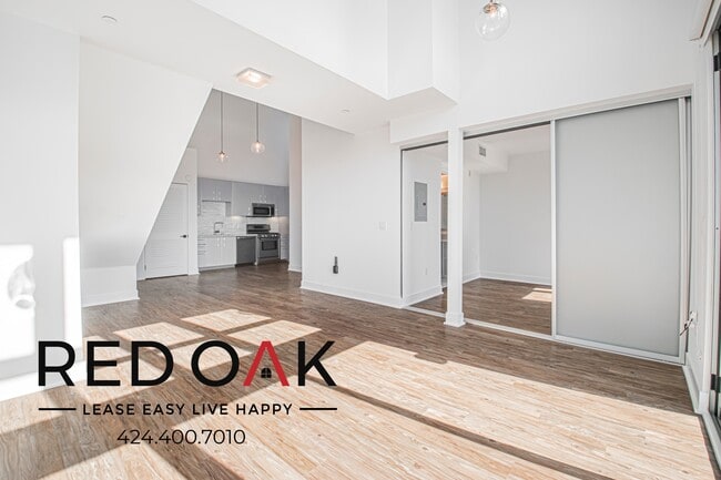 Photo - 1168 S Barrington Ave Unit 613