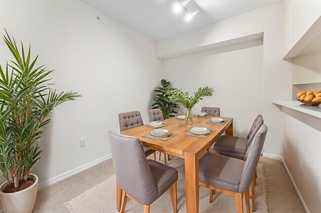 Photo - 2726 Anzio Ct Unidad 308