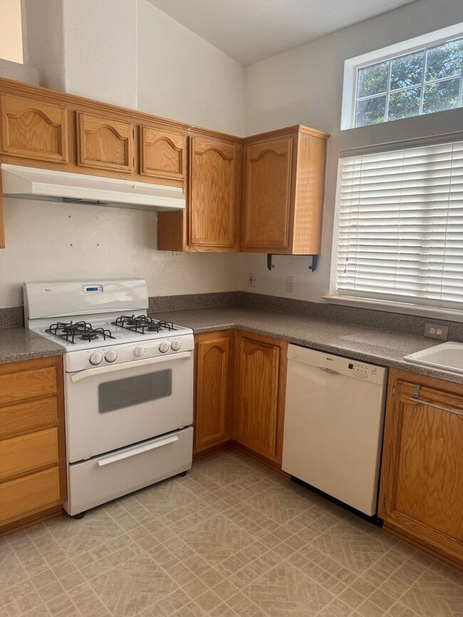 Photo - 3 BEDROOM COUNTRY HOME IN SHINGLETOWN