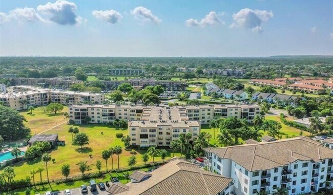 Photo - 9355 SW 8th St Apartment Unit 205