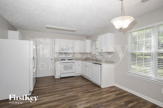 Photo - 8124 Valley Ridge Dr