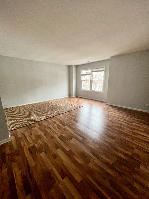 Photo - 214 S Leavitt St