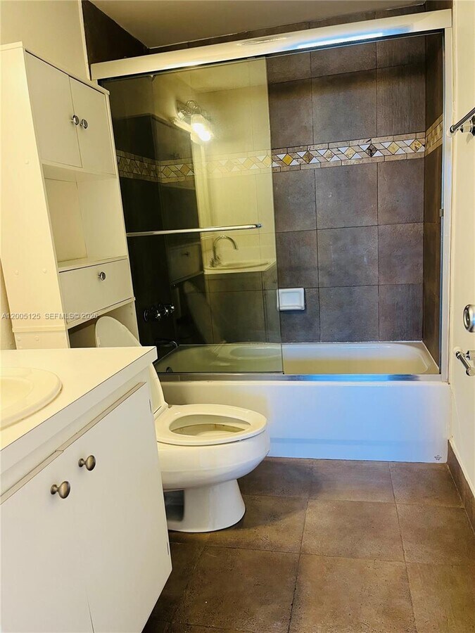 Photo - 401 Golden Isles Dr Unit 716