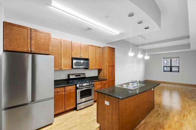 Photo - 100 3rd Ave S
