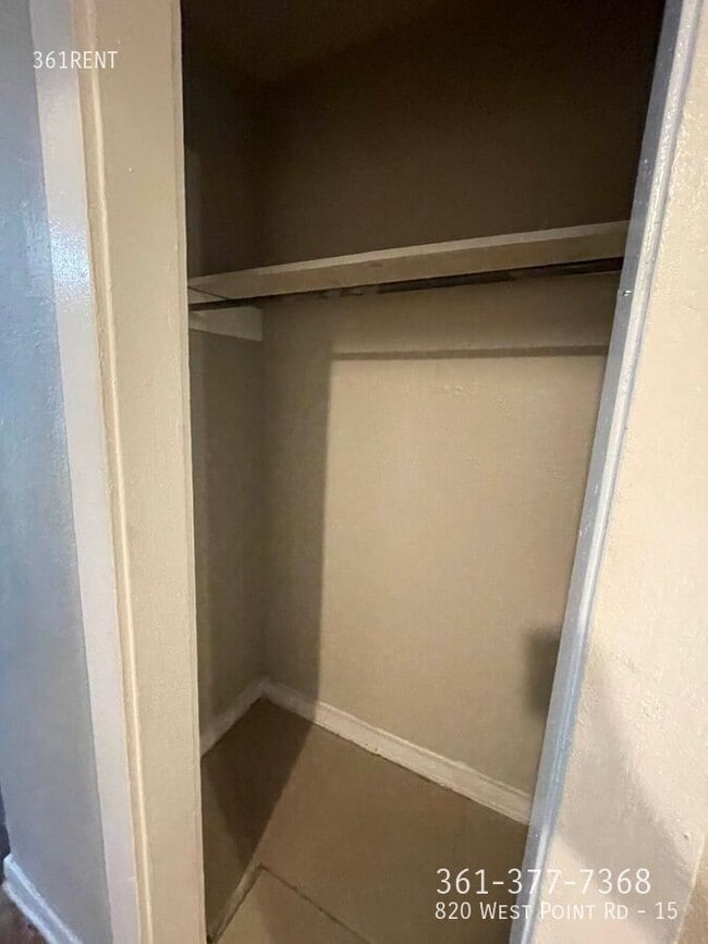 Photo - 820 W Point Rd Unidad 15