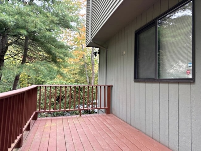 Photo - 73 Arrowhead Cir