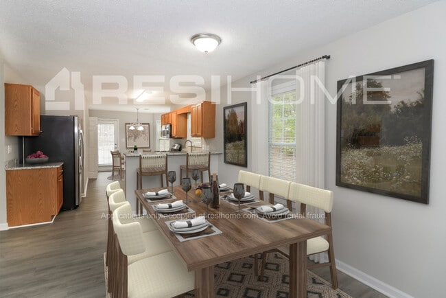 Photo - 1450 Binford Pl