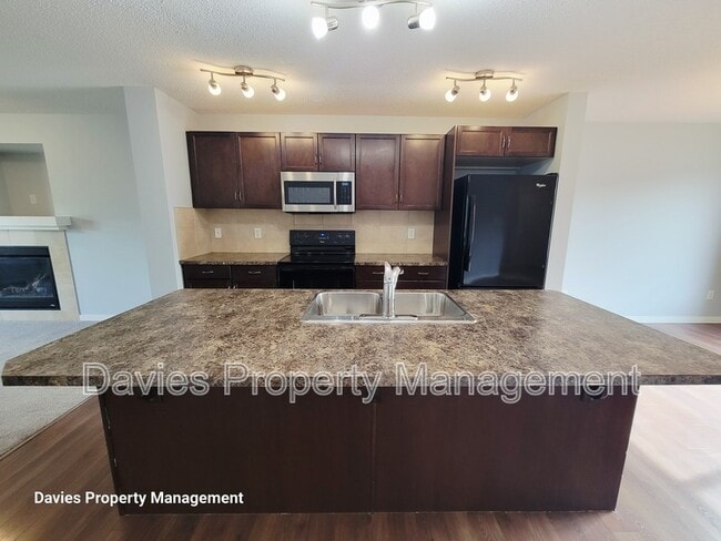 Photo - 1044-1177 177 St SW