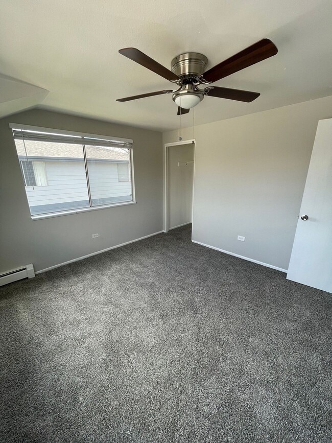 Photo - Beautiful Remodeled Apartments Unit 2791-1