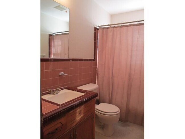 Photo - 202 K St