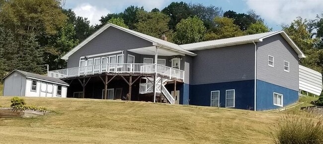 Apartment with 3beds/2baths close to US421 - 1101 Odes Wilson Rd Unit Apt B