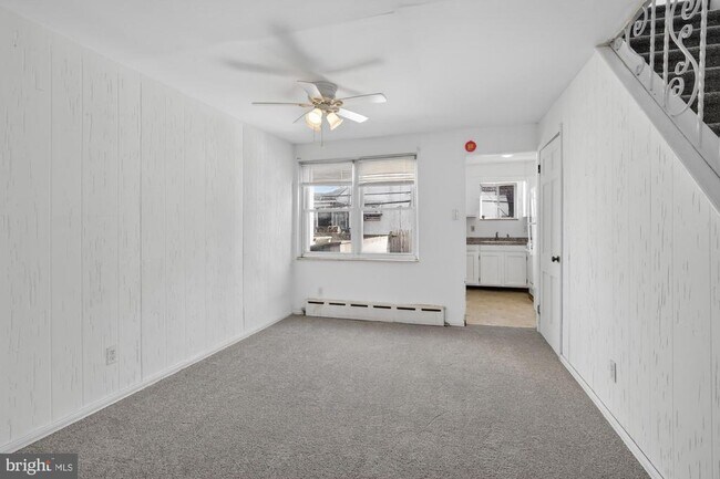 Photo - 1617 S Newkirk St