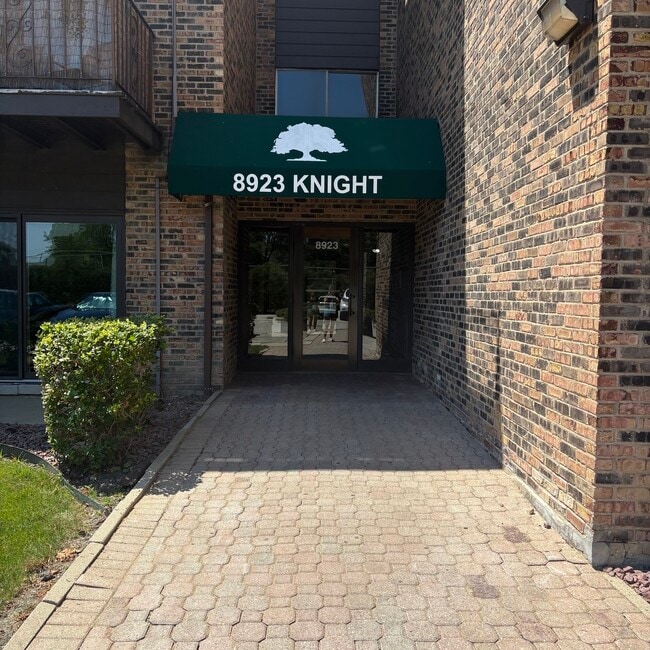 Building Photo - 8923 Knight Ave
