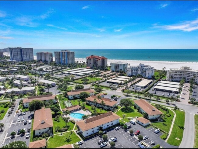 Photo - 235 Seaview Ct Condominio Unidad D7