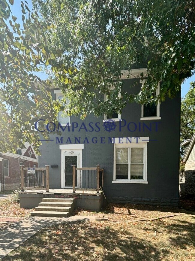 Building Photo - 170 E Loudon Ave Unit 2