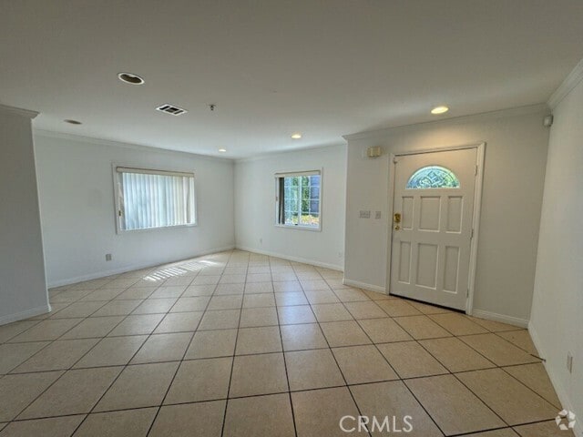 Building Photo - 1927 Cloverfield Blvd Unit 1 Rental