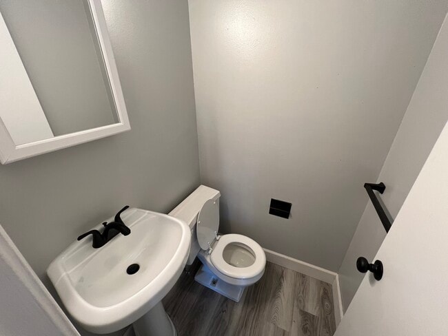 2 BR, 1.5BA TH