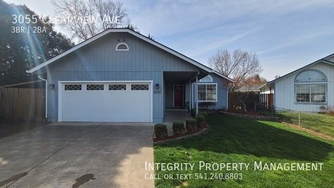 Photo - 3055 Clearview Ave