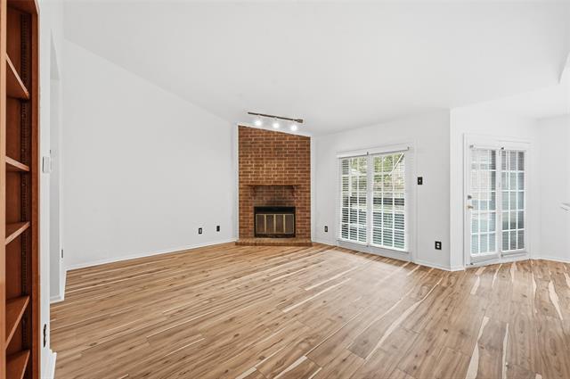 Photo - 1104 Riverchase Ln Unit 203