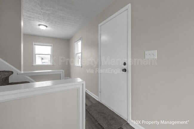 Photo - 99 N Waverly St