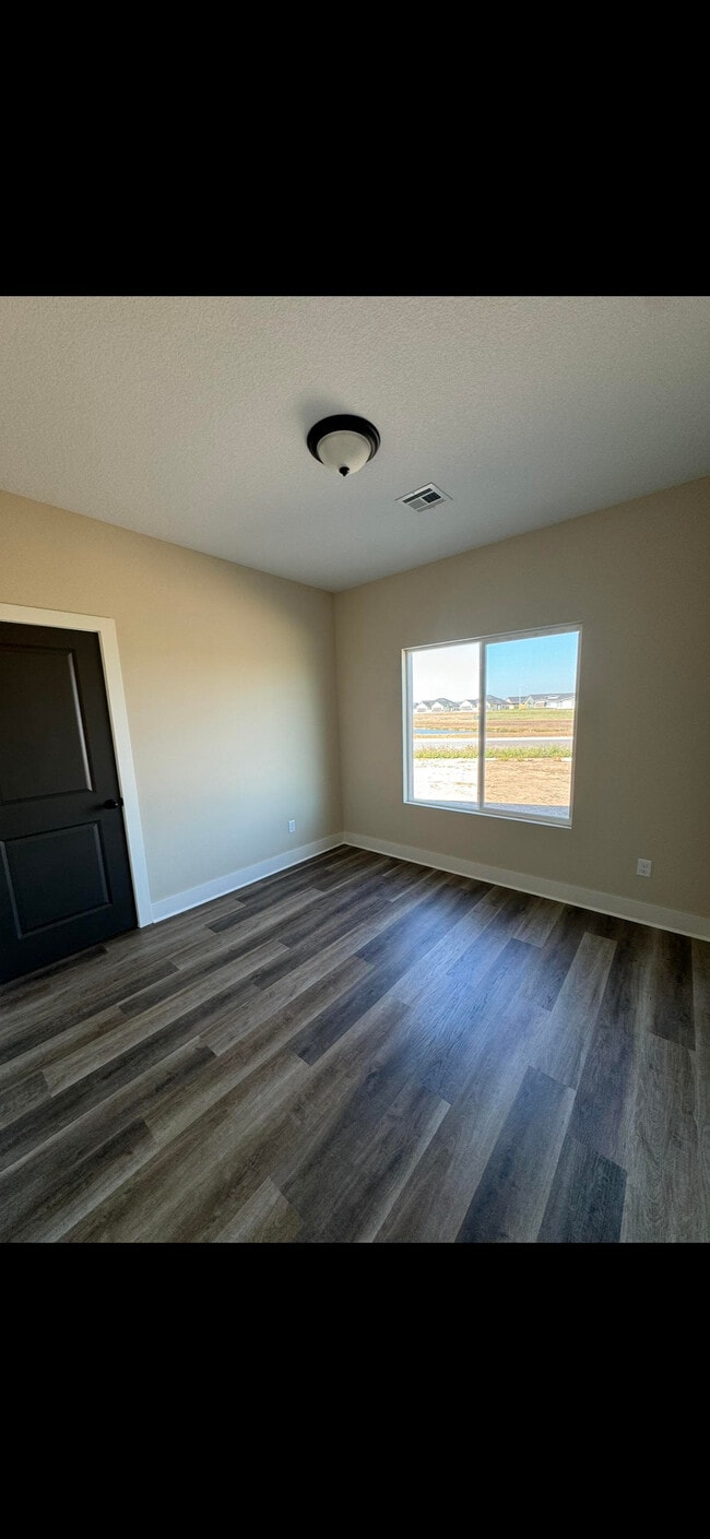 Photo - 812 Trails End Ct