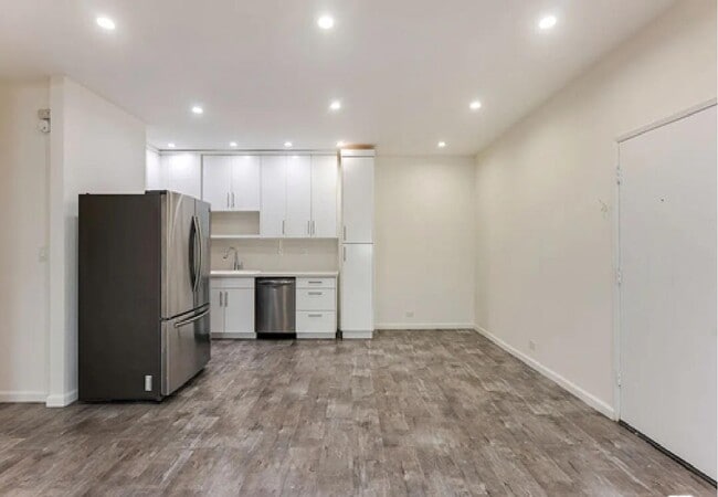 Photo - 1440 Veteran Ave