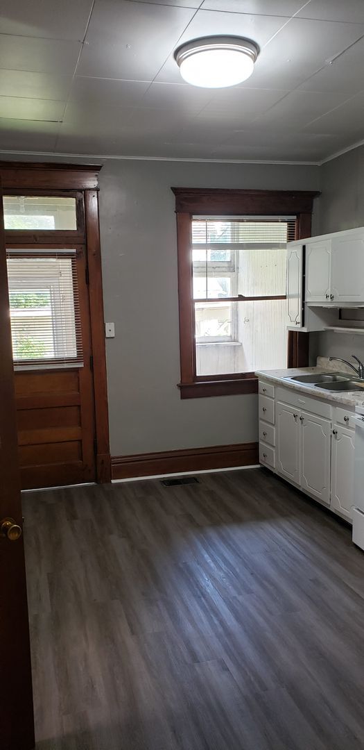 Photo - 1328-1330 East Broadway Street Unidad 1328 East Broadway Street