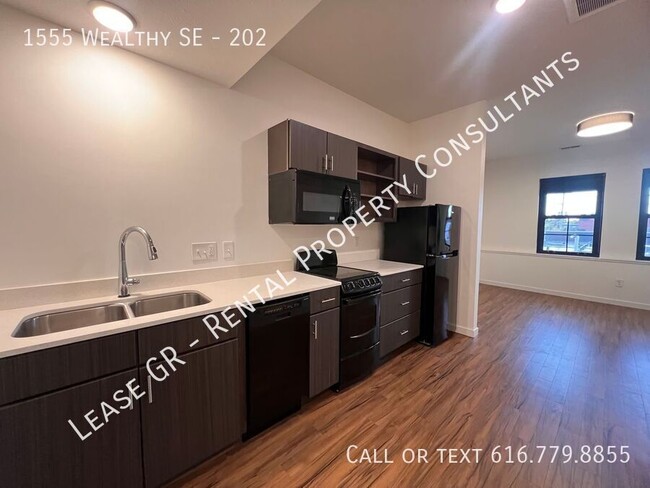 Rare Studio in Eastown! - Rare Studio in Eastown! Apartment Unit 202