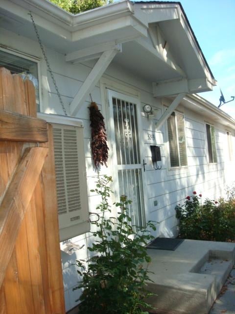 Building Photo - 3249 Madison St Rental