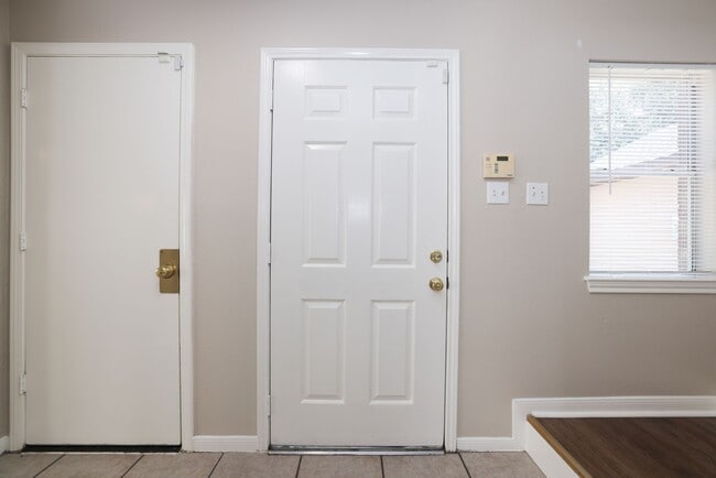 Photo - 15422 Ferness Ln