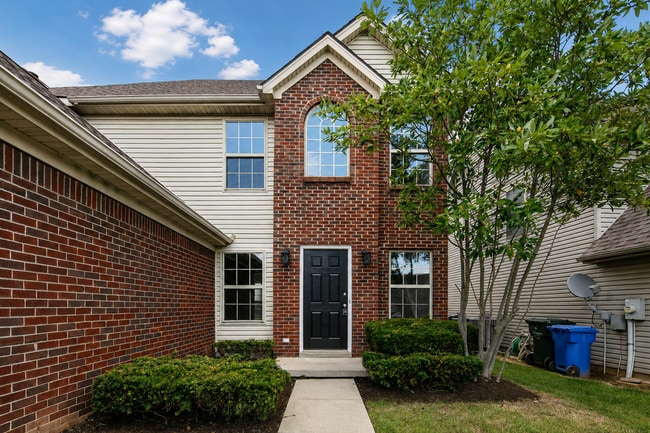 Photo - 565 Wellington Gardens Dr