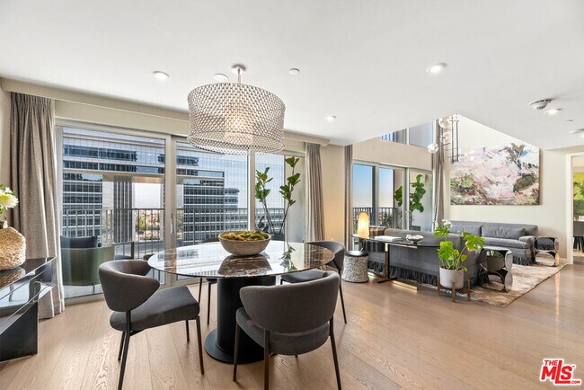 2025 Ave of the Stars Unit 1420