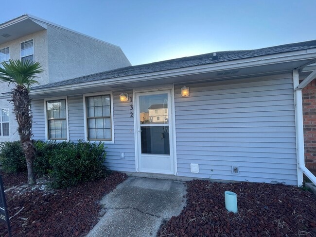 Building Photo - 132 Parker Village Cir Unit 132 Parker Village Cir Rental