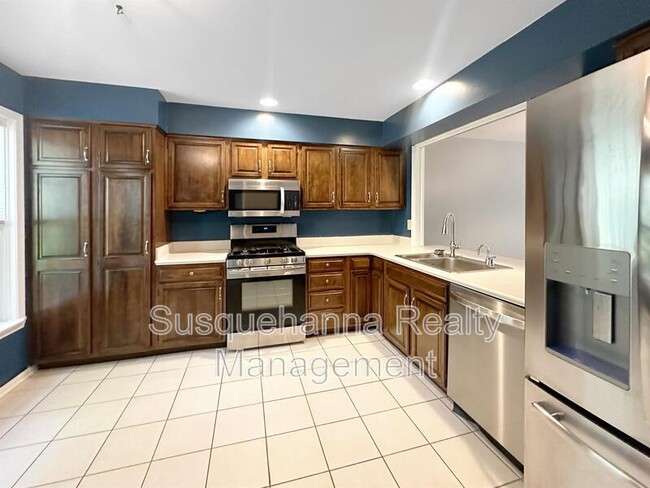 Photo - 1120 Galway Ct