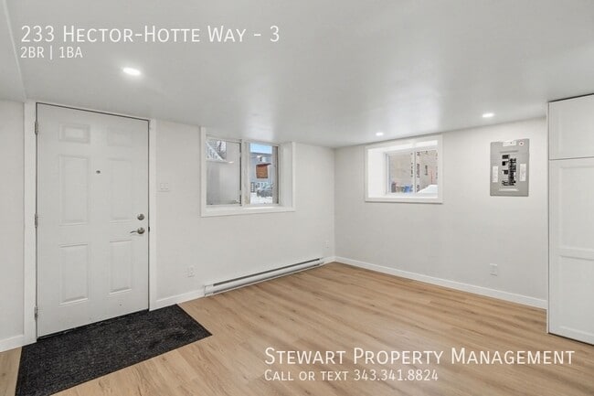 Photo - 233 Hector-Hotte Wy Unit 3