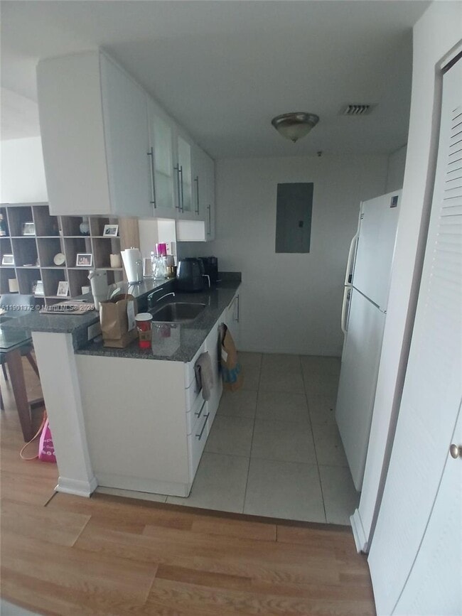 Photo - 275 NE 18th St Unit 1903