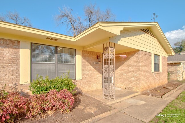 Photo - 1212 Tulane Dr