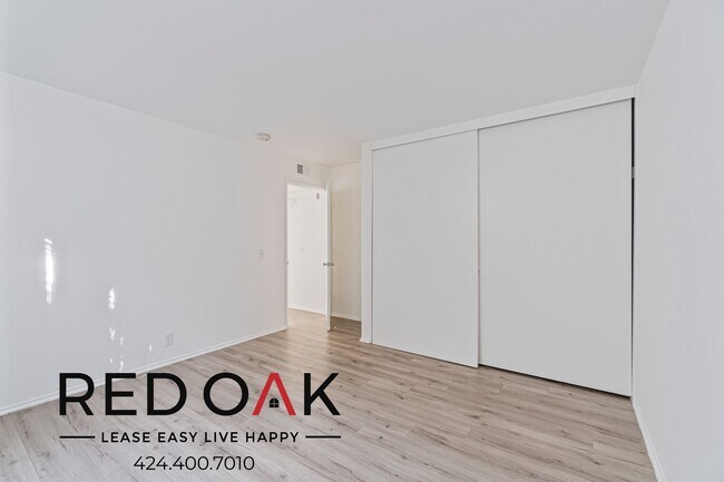 Photo - ~1 Month FREE~ Beautiful Three Bedroom Dre... Unidad 101