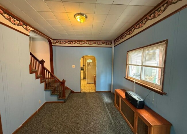 Photo - 213 Stone St