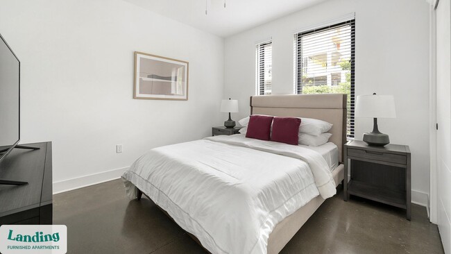 Photo - 715 Merritt Ave Unidad A-132